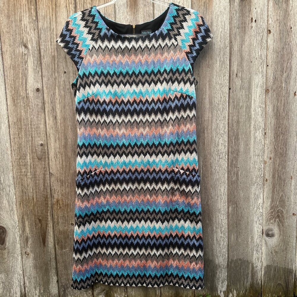Gabby Skye Multi Zigzag Striped Knit Short Sleeve Midi Dress Size 8